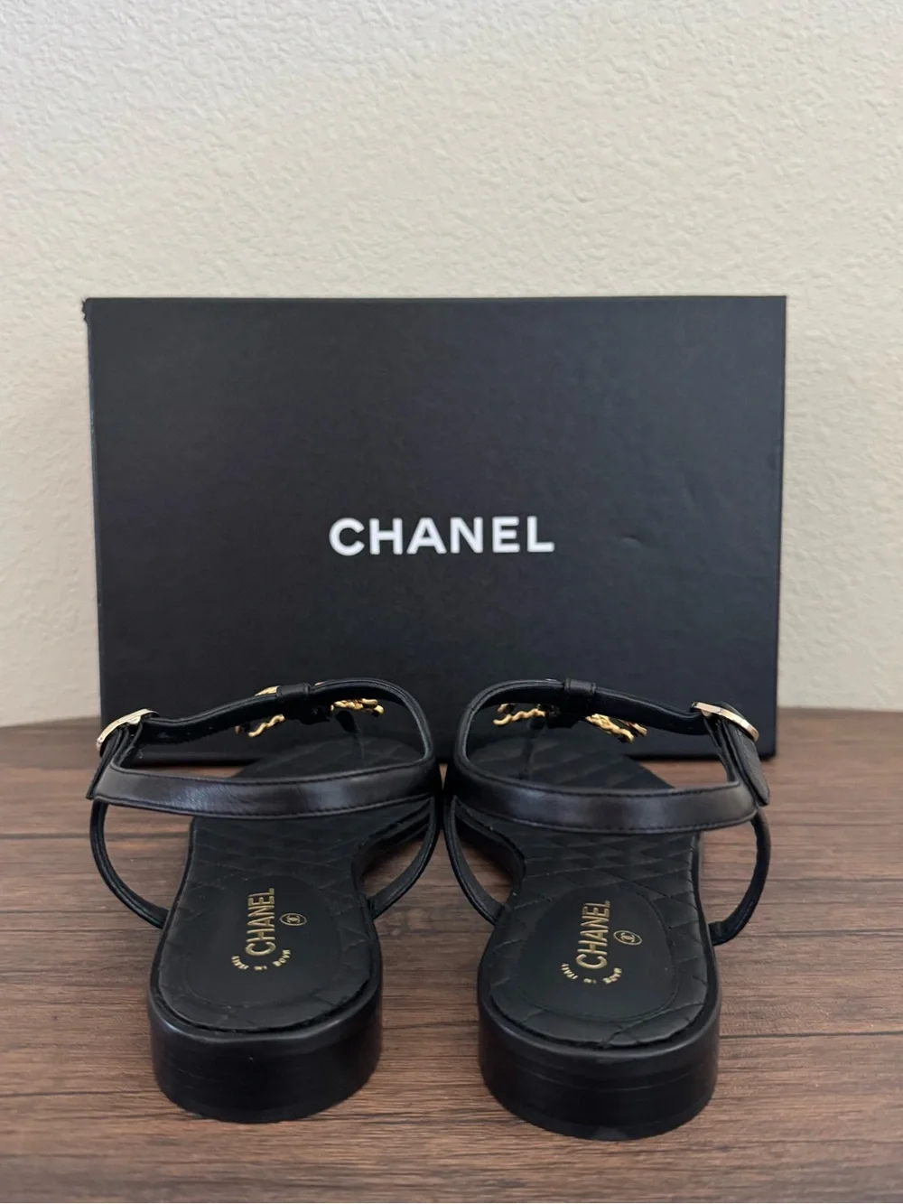 NEW CHANEL Quilted Lambskin Leather Rhinestone Detailed Sandals in Black